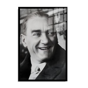 Atatürk Cam Tablo 106