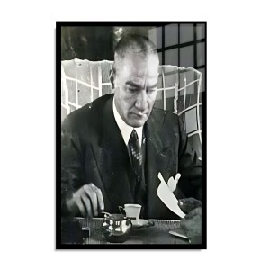 Atatürk Cam Tablo 193