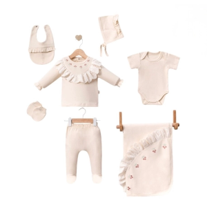 Dantel İşlemeli Lale Desenli 7 Parça Hastane Çıkış Seti Krem