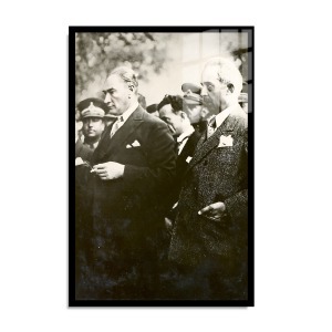 Atatürk Cam Tablo 96
