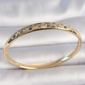 Pirinç Gold Renk Yıldız İşlemeli Zirkon Taşlı Kadın Kelepçe