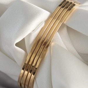 316L Çelik Gold Renk 4'lü 60 mm Ajda Model Kadın Bilezik